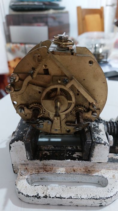 mecanism ceas marmură șemineu