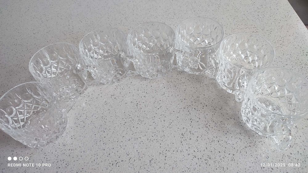 Комплект от 7 кристални чаши за болле или топли напитки