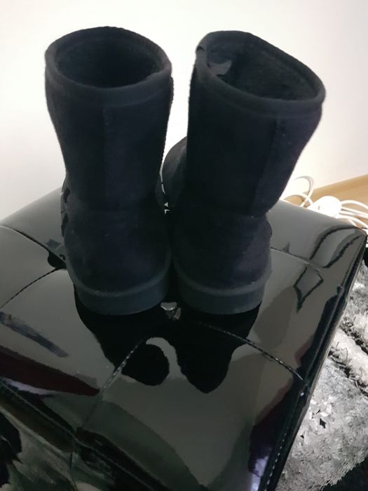 Ghete tip ugg mărimea 36