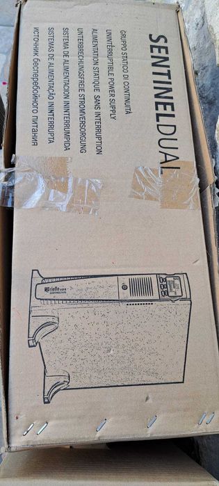 Vand UPS Riello Sentinel Dual SDH 2200 A3 – 2200VA/1980W + Battery Box