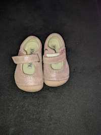 Vând pantofi copii