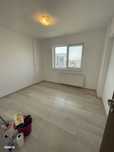 Apartament 3 camere, Cristalului