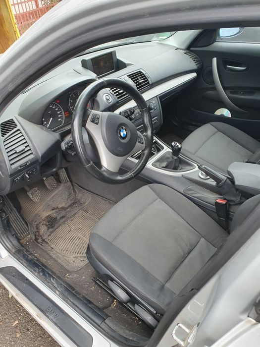 Autoturis BMW seria 1 2007 benzină