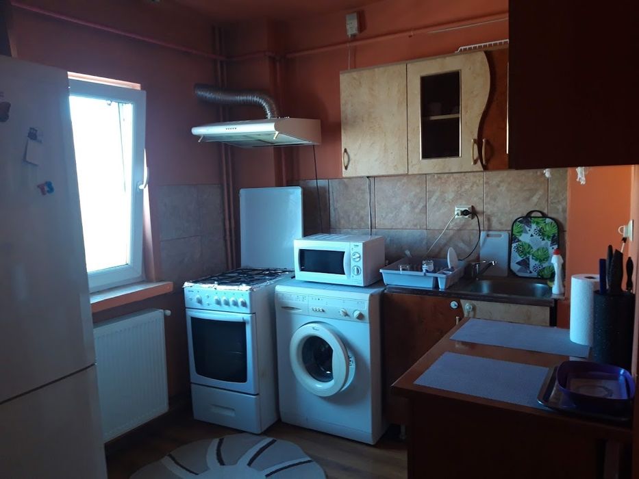 Închiriez apartament 2 camere gavana