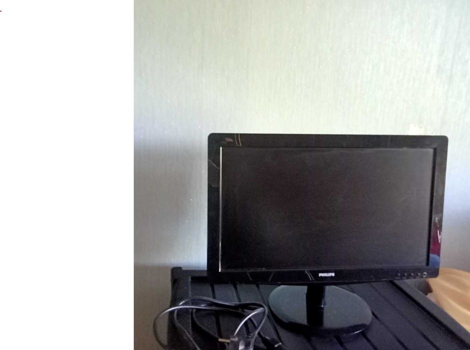 Монитор PHILIPS, 18.5 дюймов