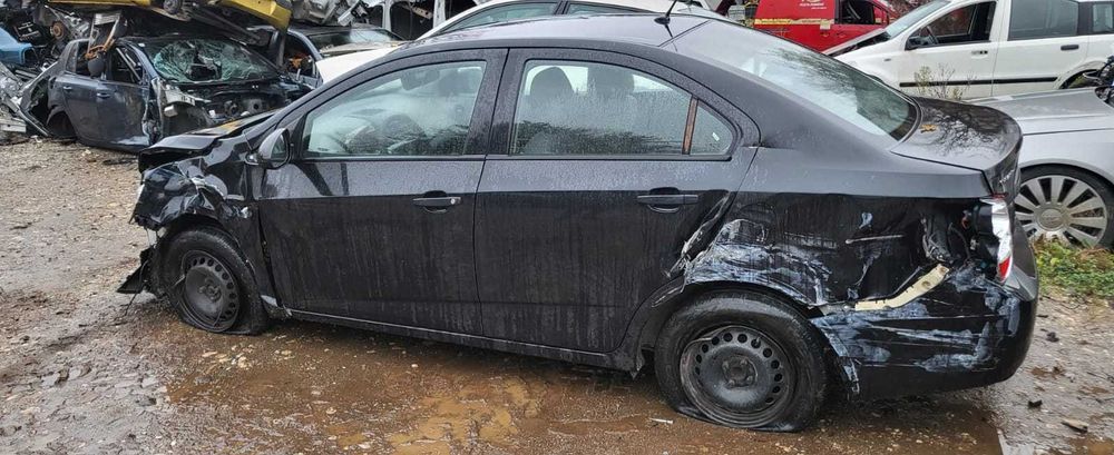 Dezmembrez Chevrolet cod motor A12XER