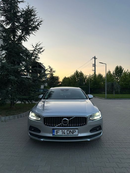 Vând Volvo S90 B5 AWD Hibrid Momentum ProGeartronic