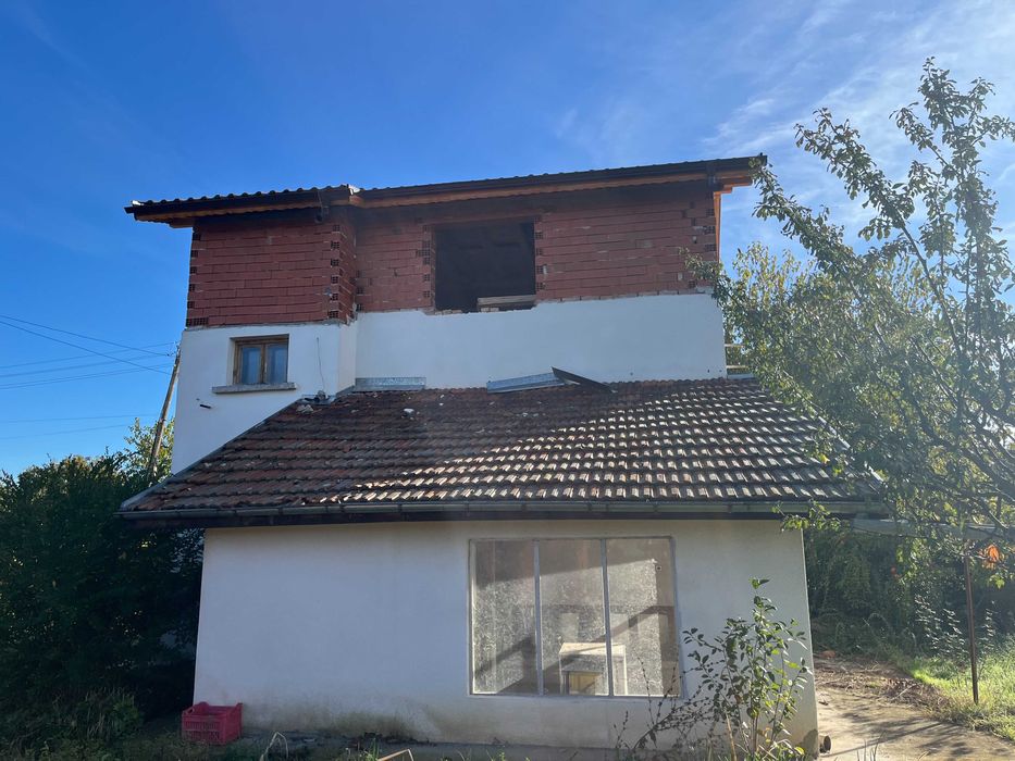 Продава се Къща в с. Тулово, Област Стара Загора - 180 кв.м за 495 €/кв.м - Снимка #1