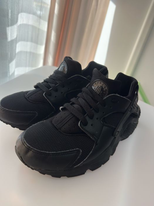 Nike Huarache marimea 39