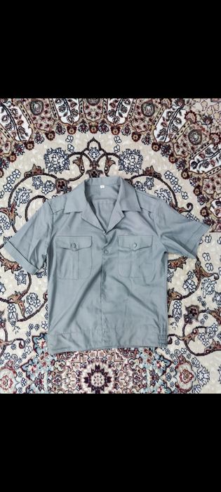 Продаётся военная форма: рубашки, кепка, кашне,