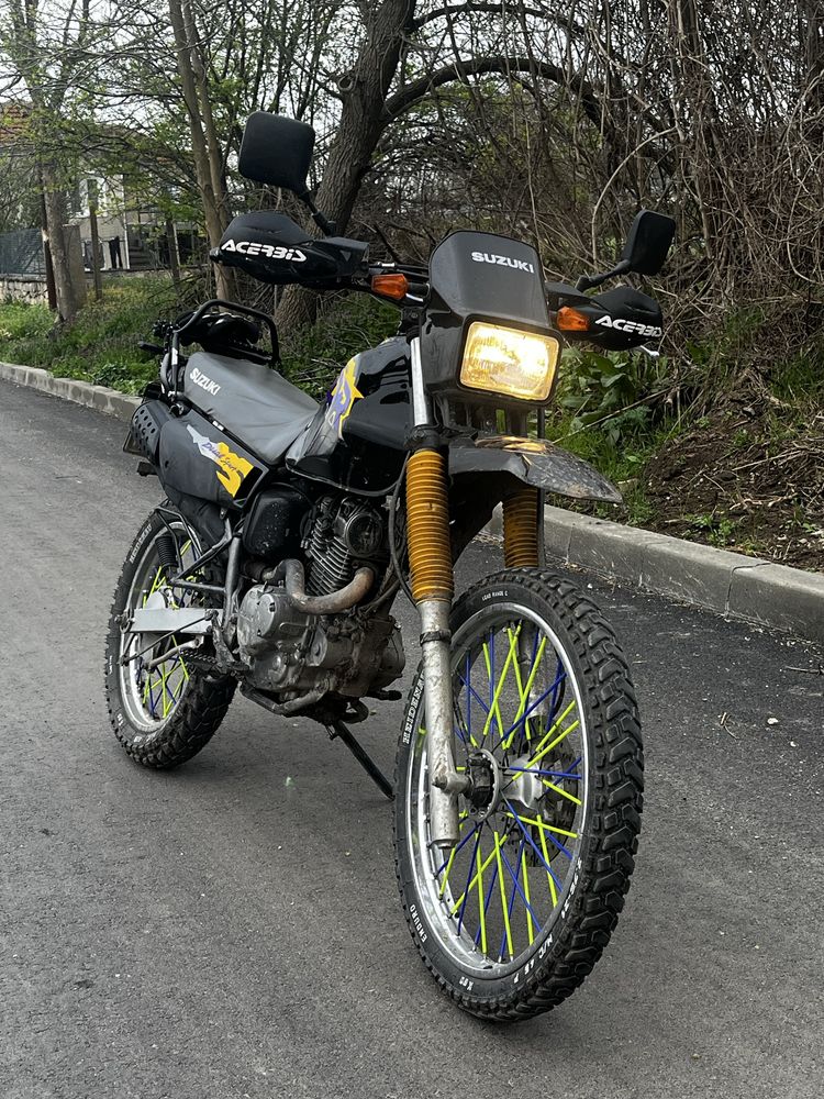 Suzuki DR 125 SE