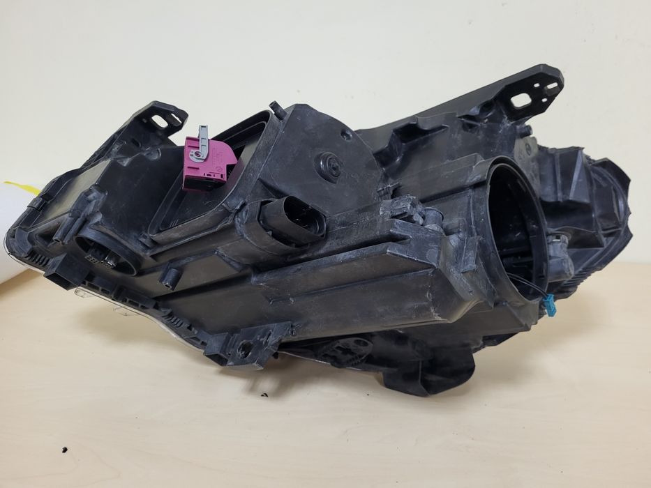 Десен фар фарове Mercedes w246 B класа far farove мерцедес 246 б класа