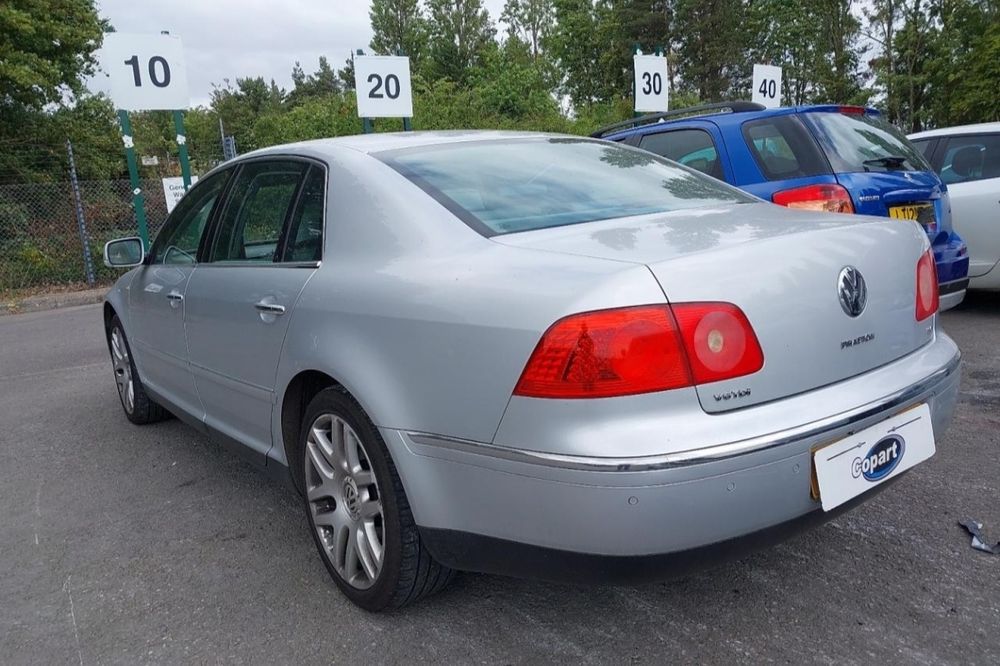 VW Phaeton 3D 3.0 TDI BMK мотор 225 конски сили за части