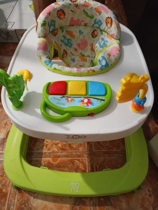 Продавам  проходилка