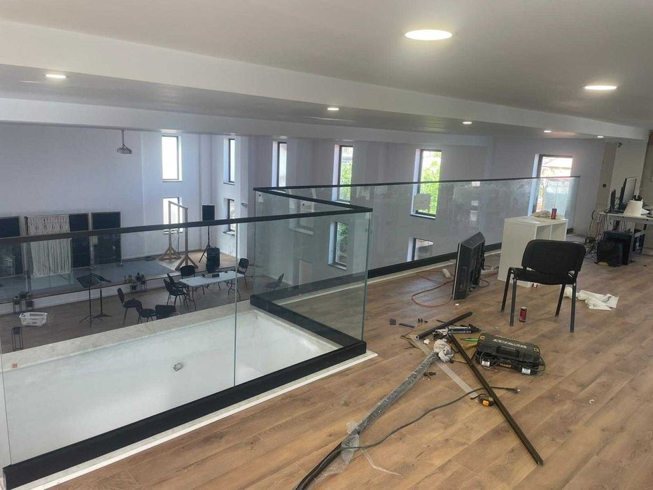 Balustrade de sticla pentru scari si balcoane