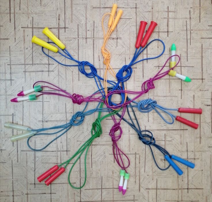 Продаю скакалки по 500тг.