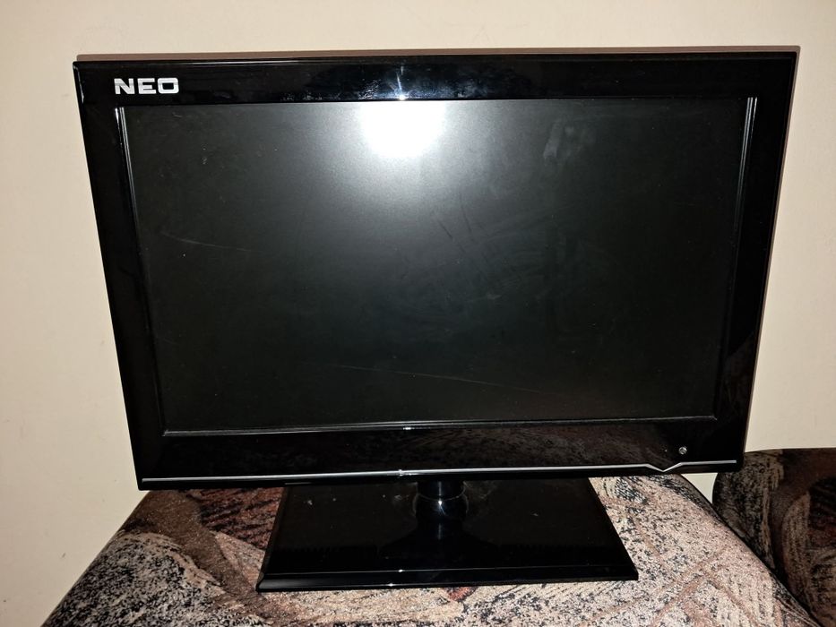 Телевизор Neo LED - 1960, 19 инча, работещ