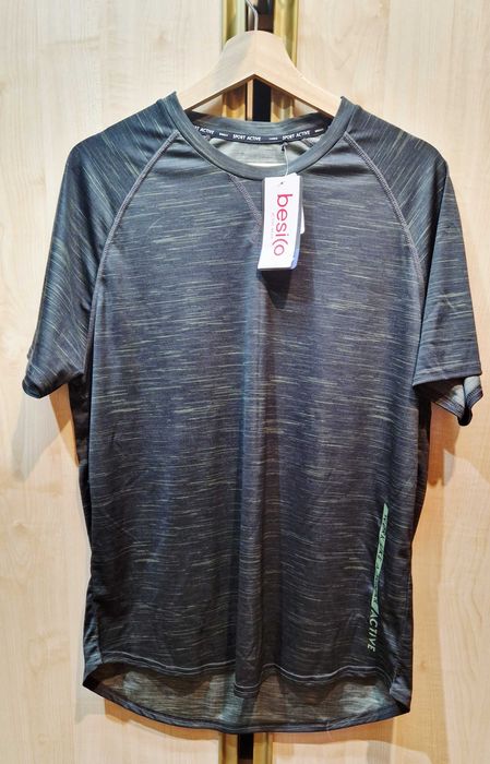 Новая мужская футболка-холодок