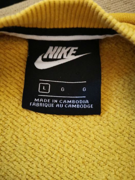 NIKE Fleece HOODIE Cream.