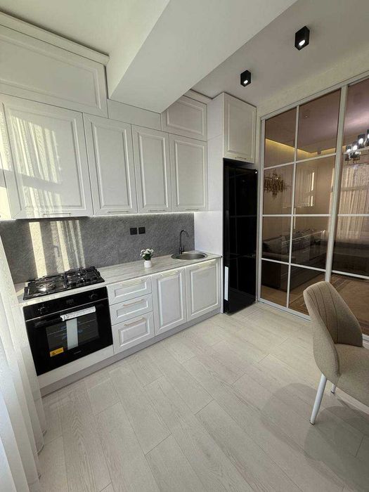 ул.Махтумкули ЖК  Poytaxt Residence 3-комн 7/10 73 м² 2 с/у евроремонт