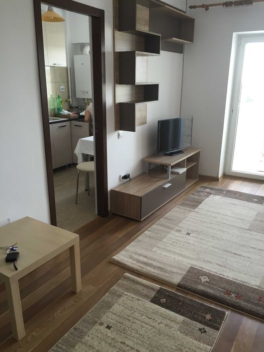 Ofer spre inchiriere garsoniera sect 4