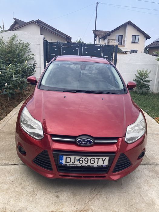 Vând Ford Focus – 2014 – Benzină