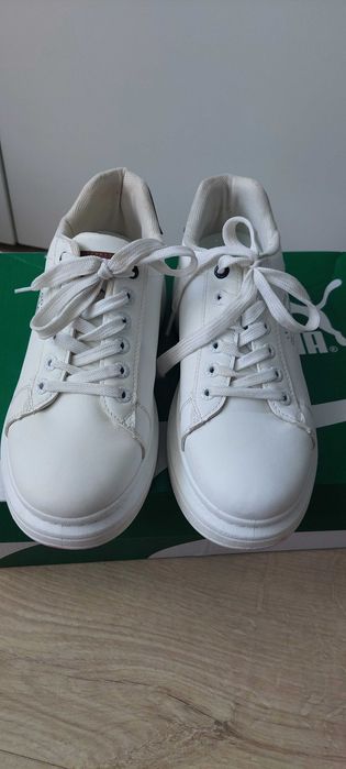 Дамски маратонки Lee Cooper