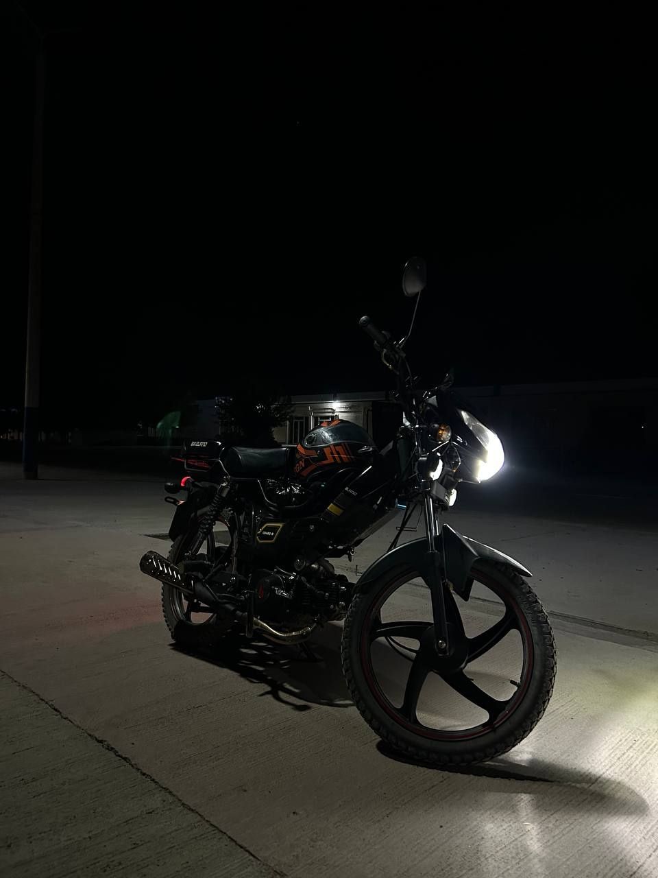 Moto Alpha Delta 110cc Prava  kerakmas