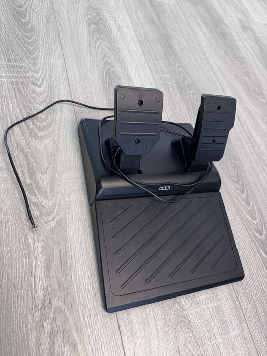 Volan si pedale Hori