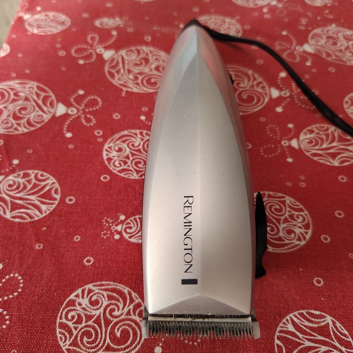 Mașina de tuns Remington