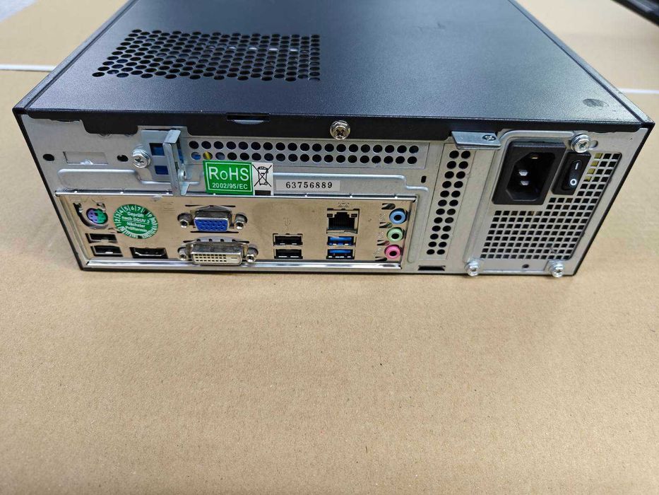 Компютър -  HP rp5700 Small Form Factor (SFF)