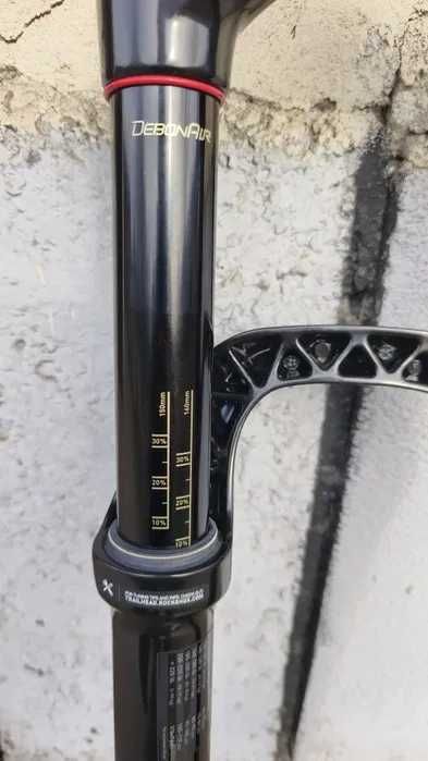 Вилка RockShox Lyric Select+ RC 2.1 29"DebonAir 150,180mm Boost 15X110