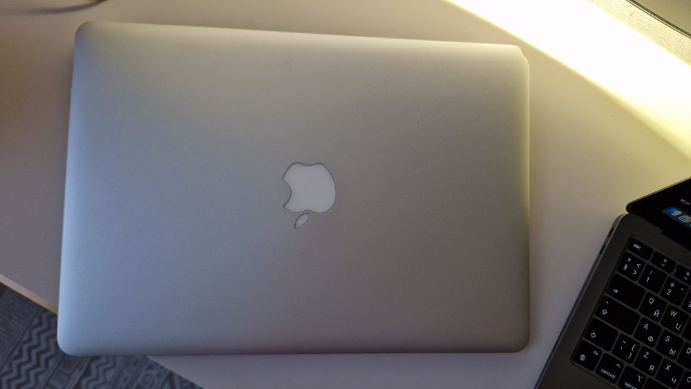 MacBook air ноутбук