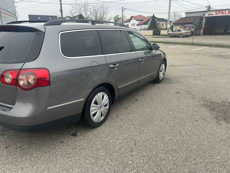 Apăsați B6 2.0 tdi 170cp