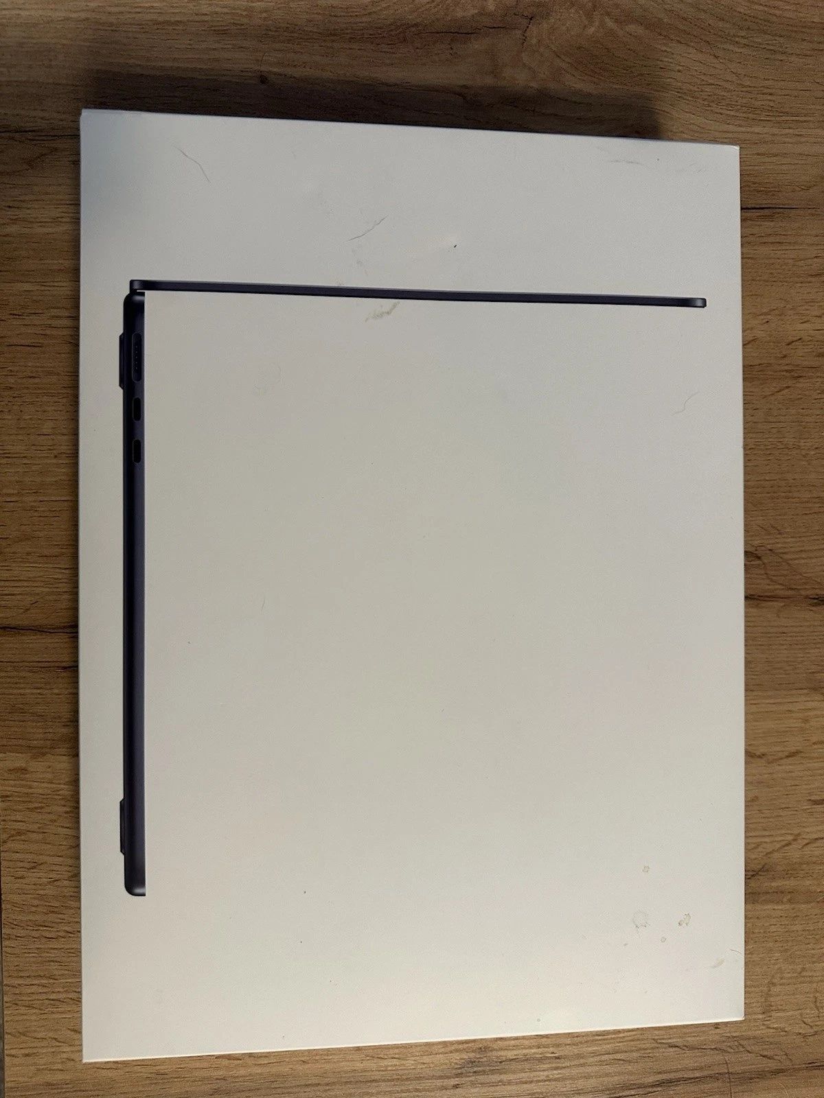 MacBook Air M2 99%