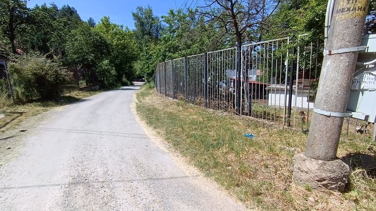 Продава се Къща в с. Кладница, Област Перник - 446 кв.м за 188 €/кв.м - Снимка #5