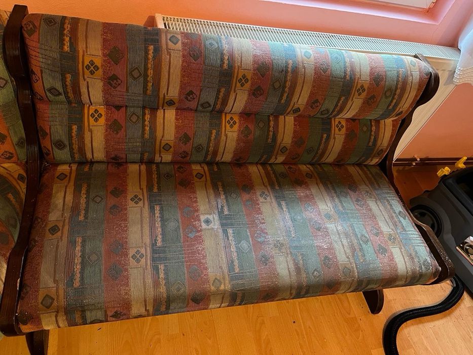 Curatare canapelei tale