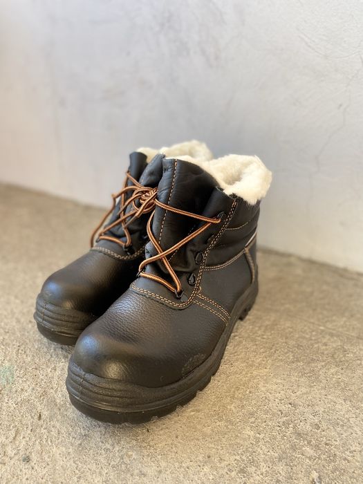 Зимний  спец ботинка 39.43