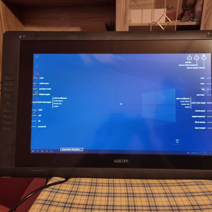 monitor tableta grafica wacom dtk-2200 cintiq 22HD fara stilou