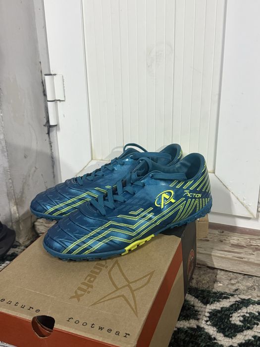 Срочно сотилади бренд оек кийимлар 39 размер