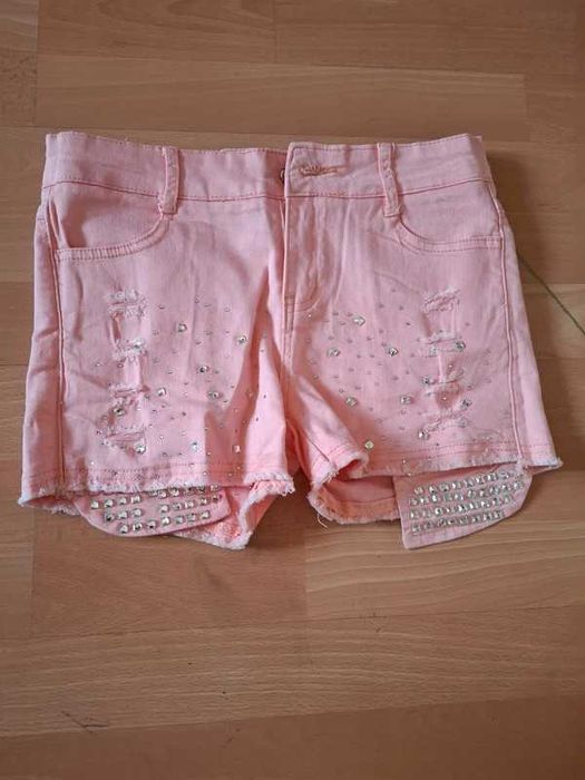 Pantaloni lungi si scurti