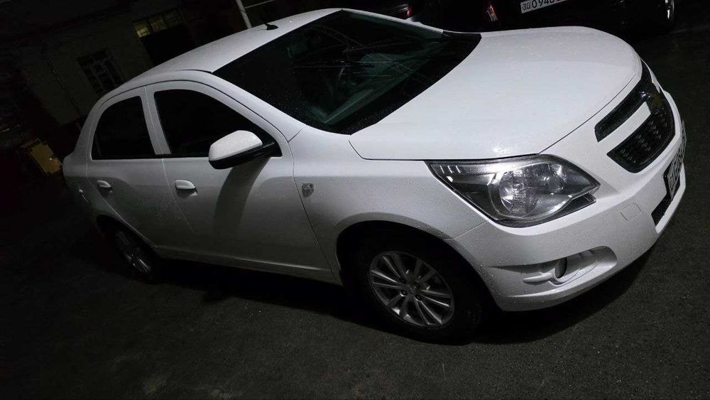 Кобалт автомат 2023  срочна сотилади