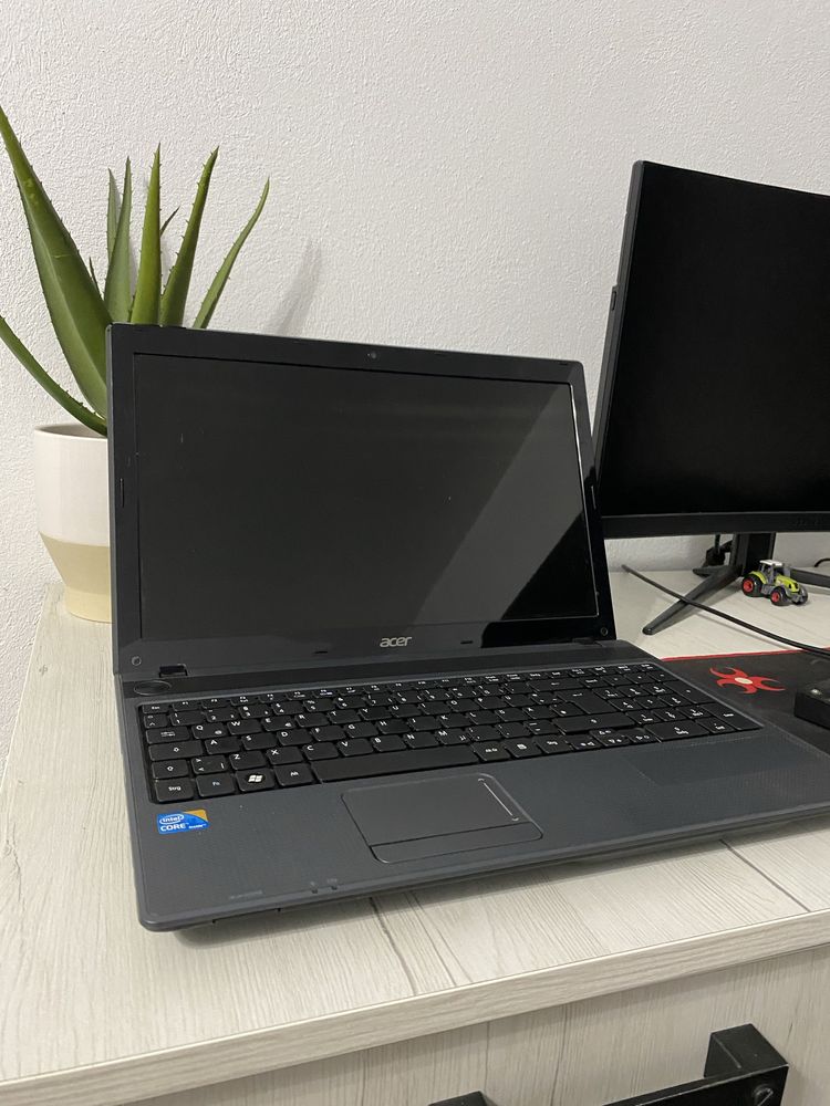 Vand Laptop Acer I3 M389 2.53Ghz 3Gb ram 500Gb HDD