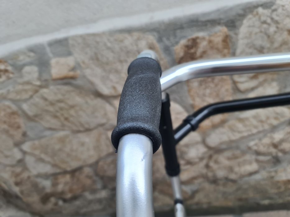 Проходилка за трудно подвижни хора