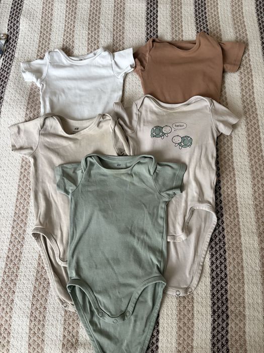 Бодита H&M 6-9м/74р