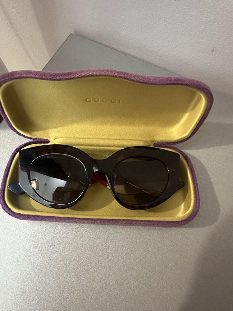 Ochelari de soare Gucci