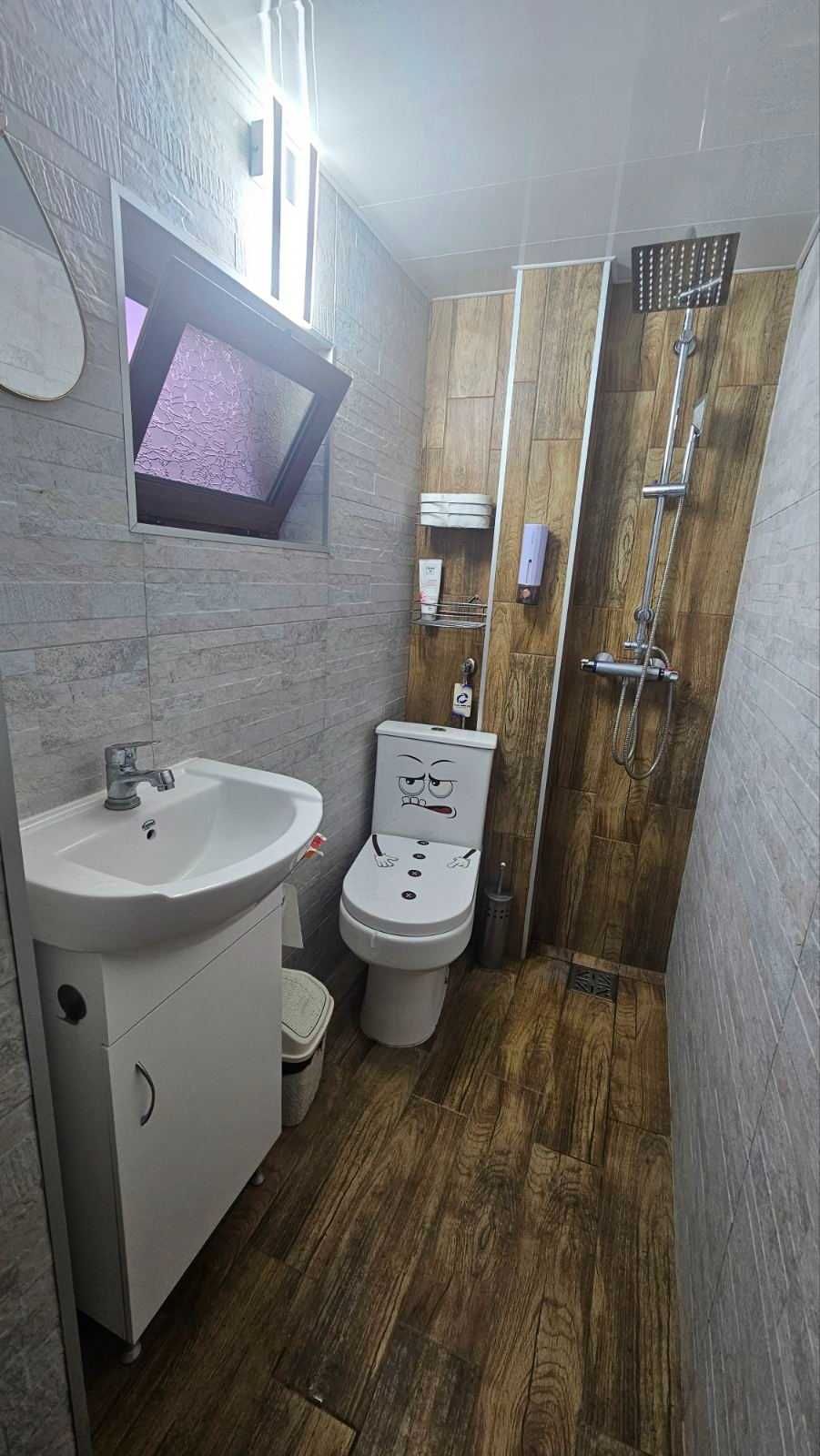 Къща за гости "Пи Ар Хаус" (на 500м. от к.к.Албена)