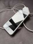 iPhone ES  mini.   ….