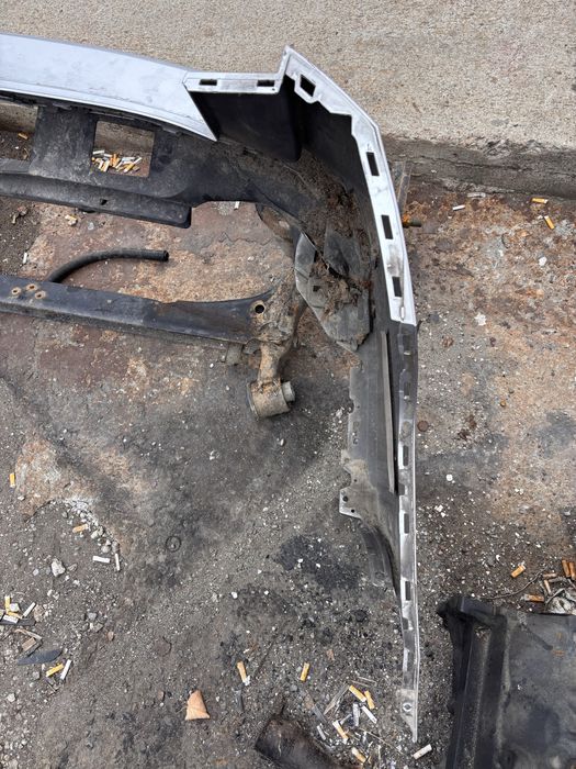 Задна броня с дифузьор голф 8 комби