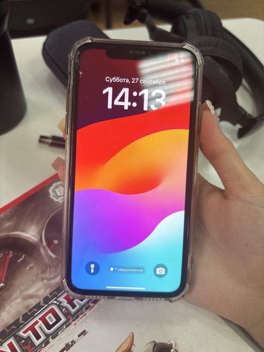 продаю Iphone XR